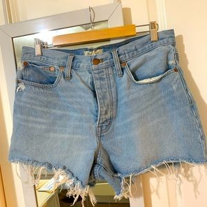 Madewell curvy relaxed denim shorts